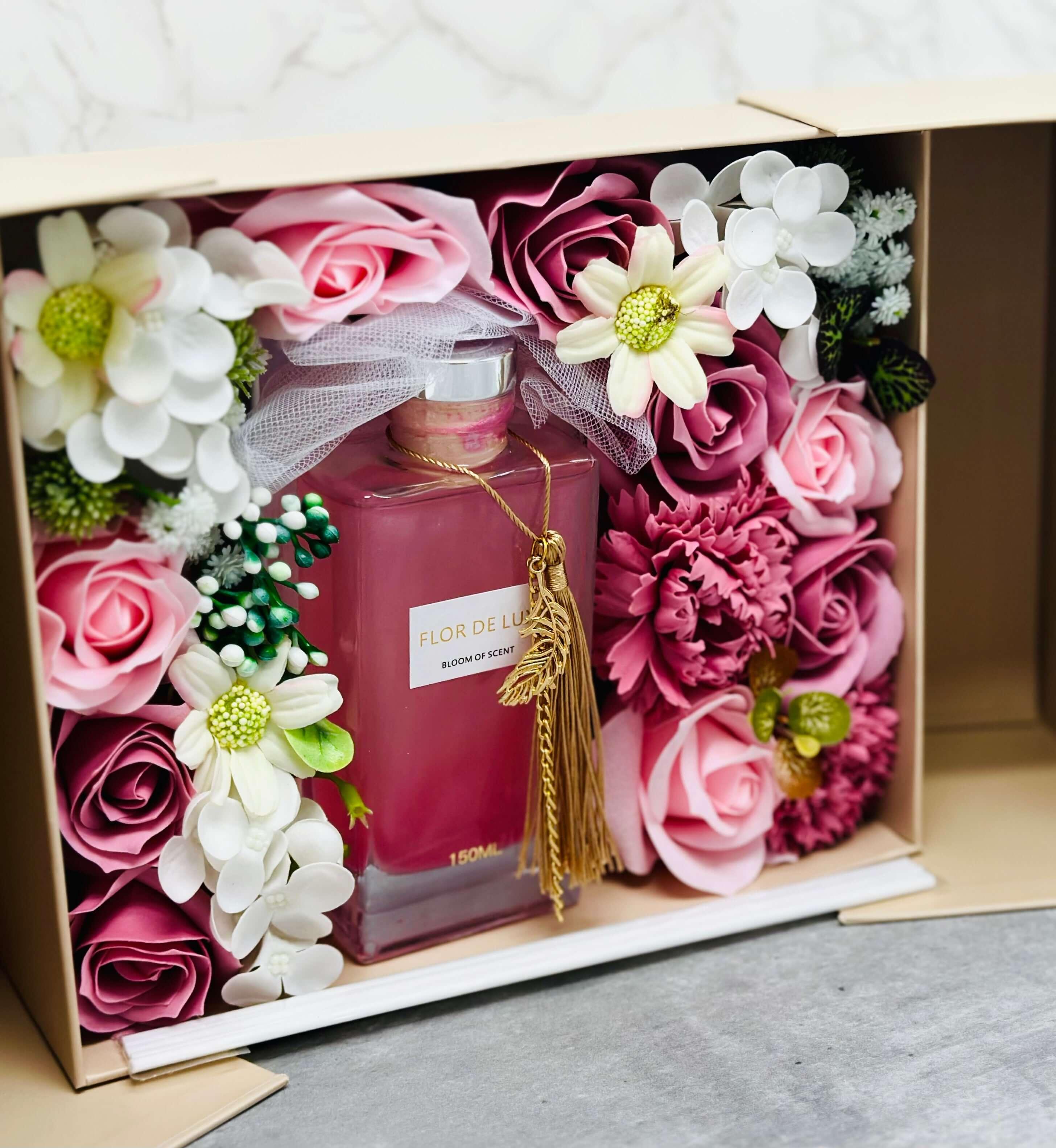Aromatic Home Gift Box - Flor De Lux