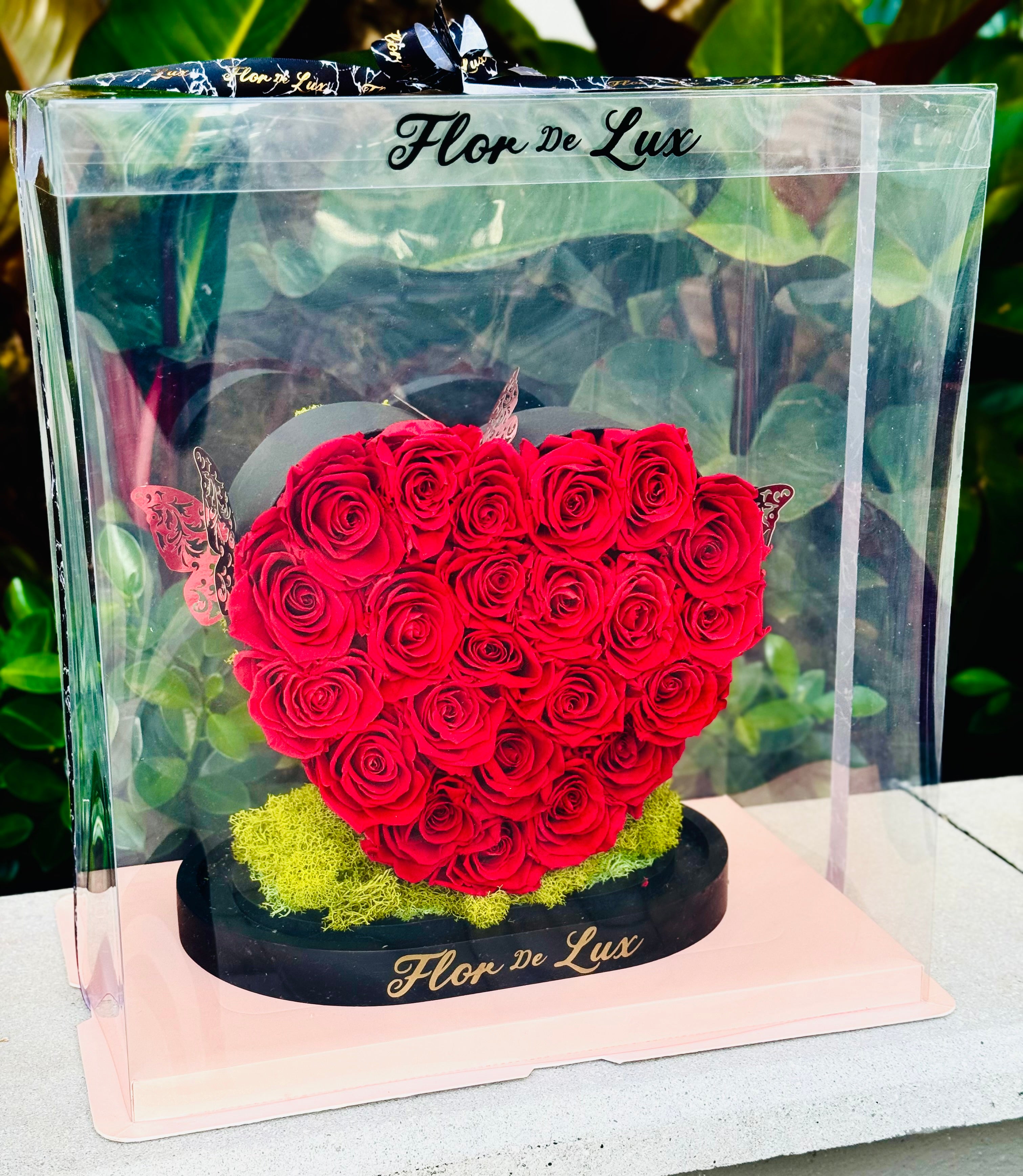 De Lux Standing Heart - Preserved Roses