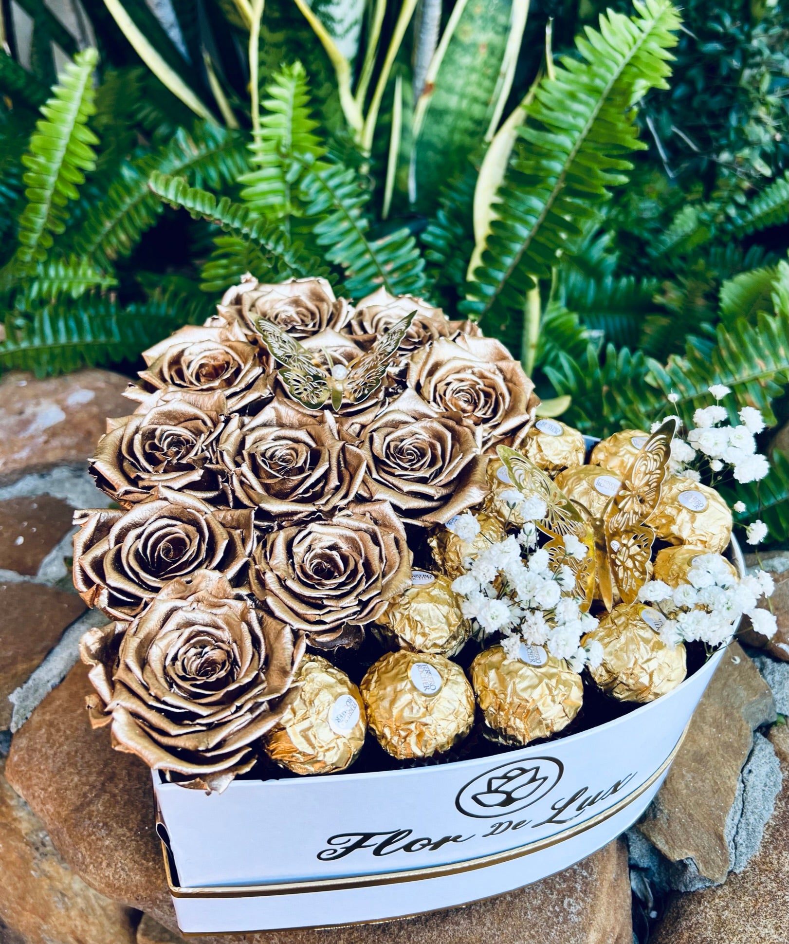 Small Heart Gift Box - Preserved Roses & Ferrero Combo