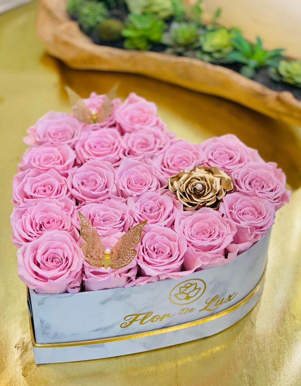Medium Heart Box - Preserved Roses